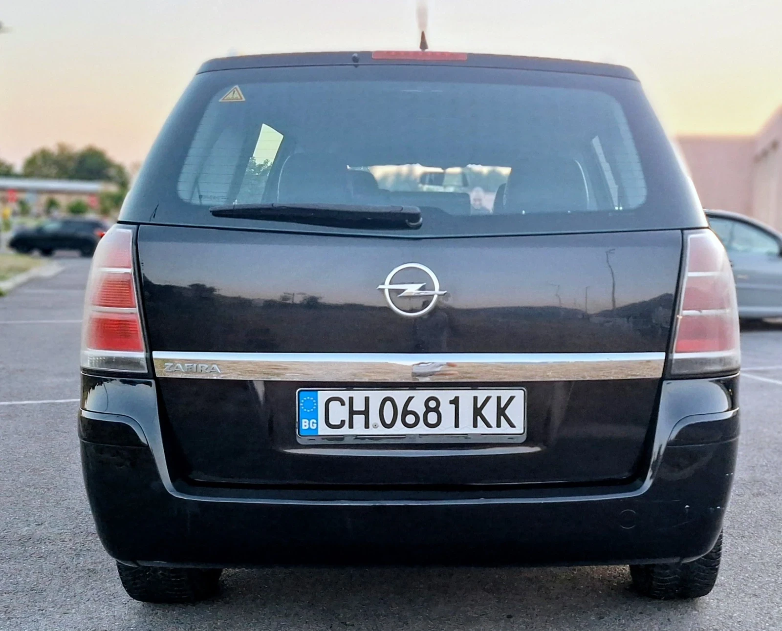 Opel Zafira Метан 2ри собсвеник, снимка 3 - Автомобили и джипове - 55904808