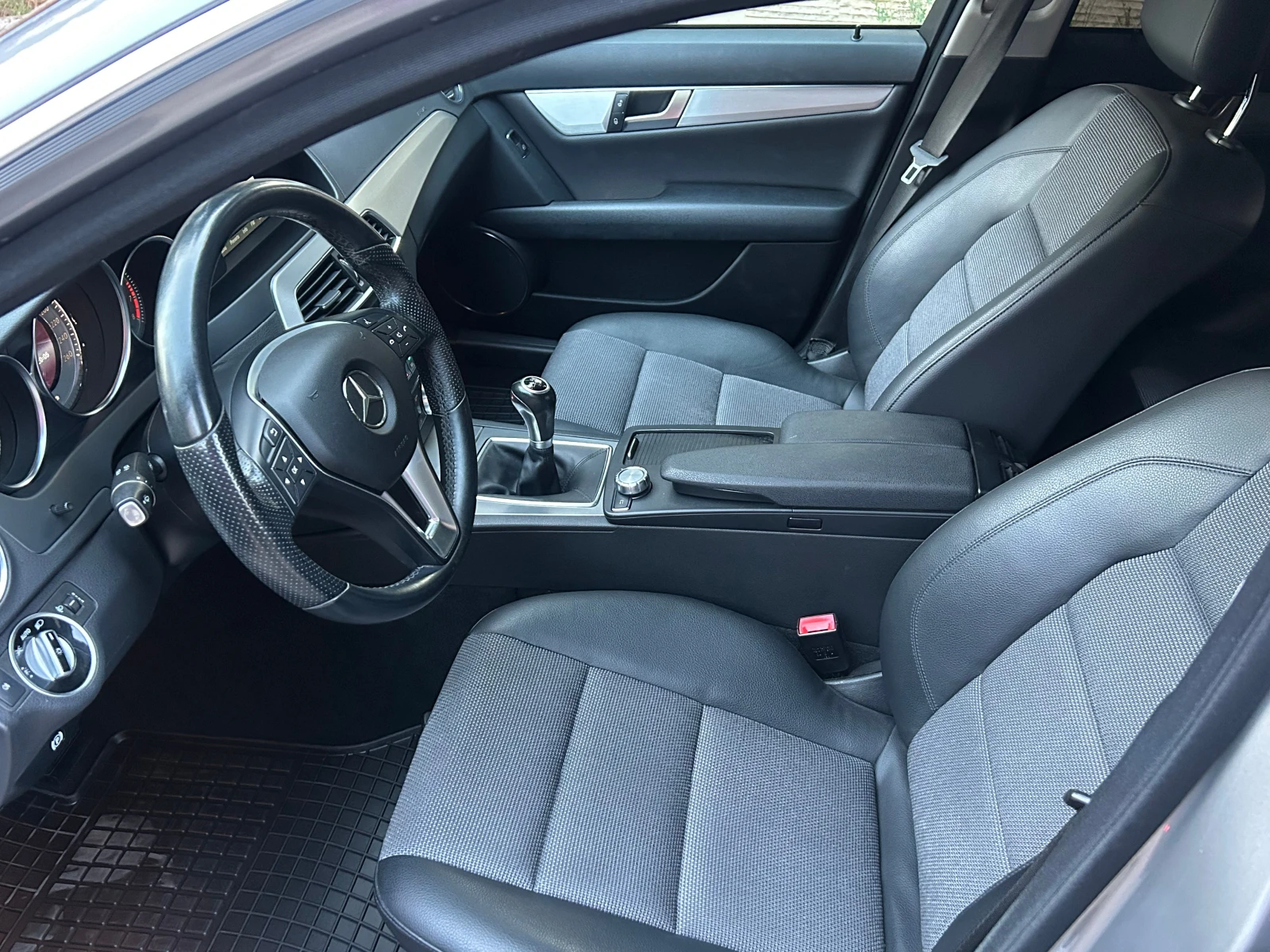 Mercedes-Benz C 180 1.8 156 k E6, снимка 9 - Автомобили и джипове - 55633892