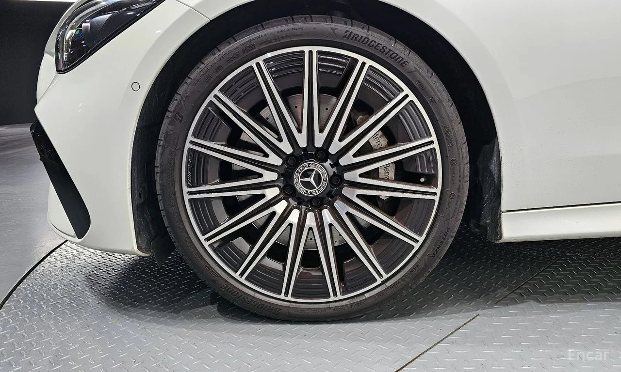 Mercedes-Benz CLE 450 4MATIC* AMG* LINE* BURMESTER* ОБДУВАНЕ* ДИСТРОНИК*, снимка 6 - Автомобили и джипове - 56114116