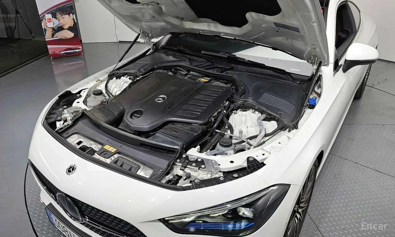 Mercedes-Benz CLE 450 4MATIC* AMG* LINE* BURMESTER* ОБДУВАНЕ* ДИСТРОНИК*, снимка 17 - Автомобили и джипове - 56114116