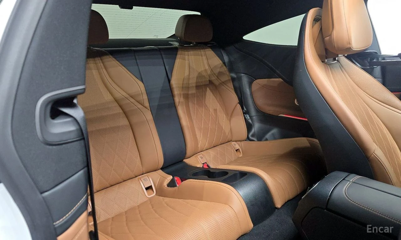 Mercedes-Benz CLE 450 4MATIC* AMG* LINE* BURMESTER* ОБДУВАНЕ* ДИСТРОНИК*, снимка 15 - Автомобили и джипове - 56114116