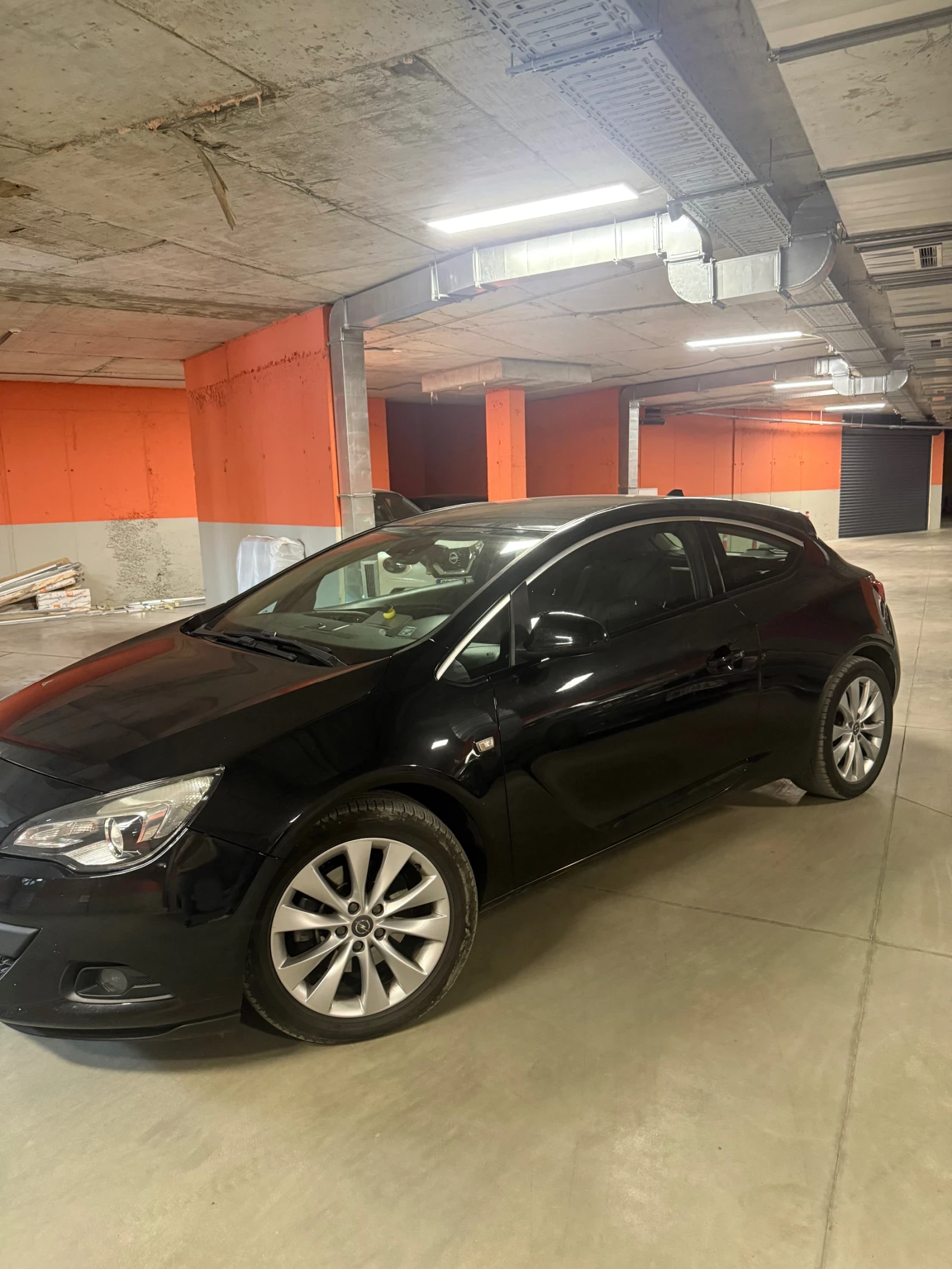Opel Astra GTC, снимка 5 - Автомобили и джипове - 56248879