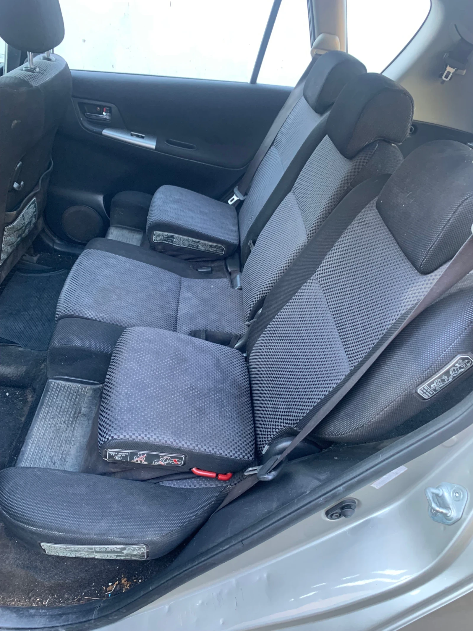 Toyota Corolla verso, снимка 9 - Автомобили и джипове - 56390024