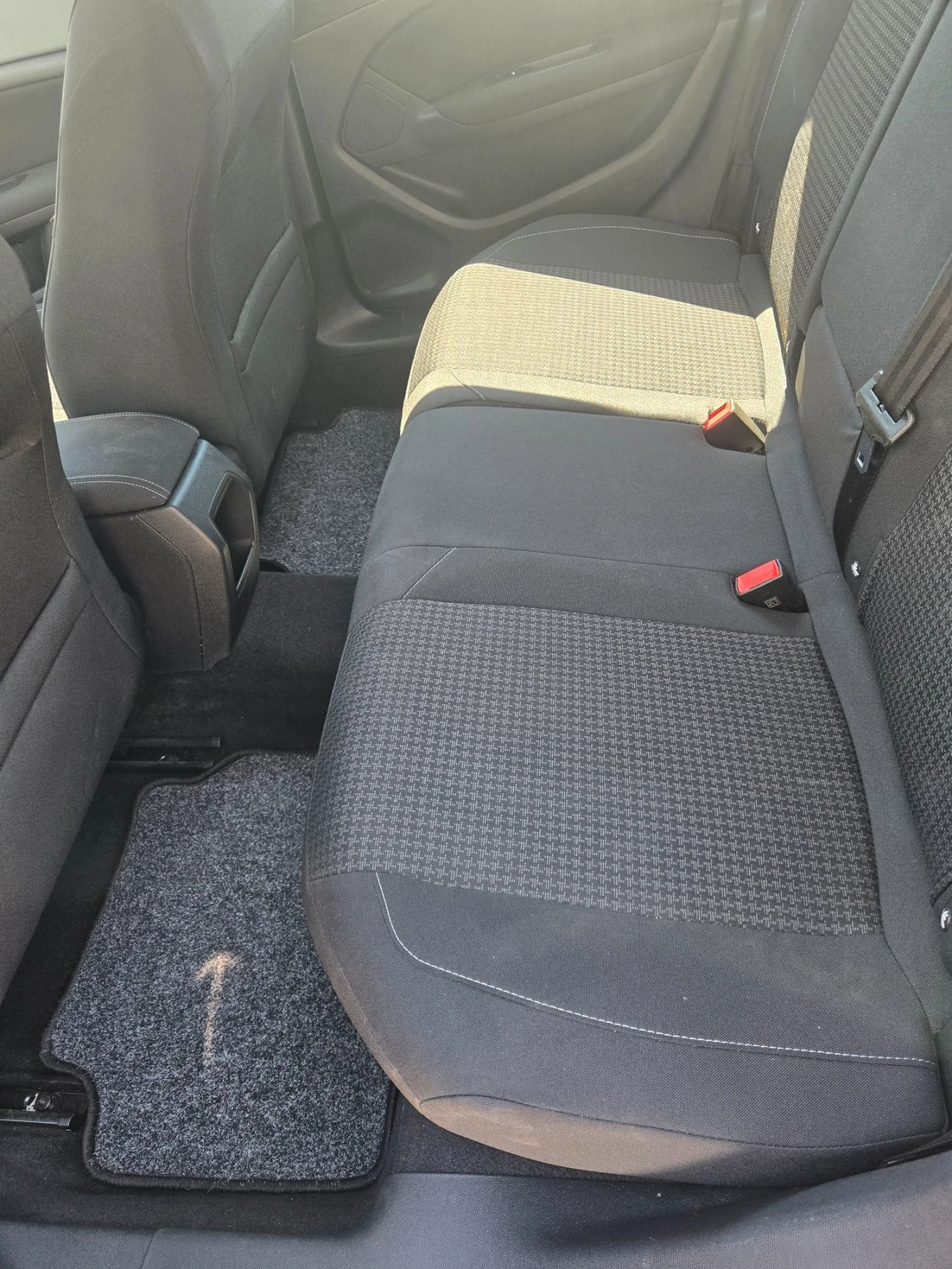 Peugeot 308 SW, снимка 13 - Автомобили и джипове - 56440048