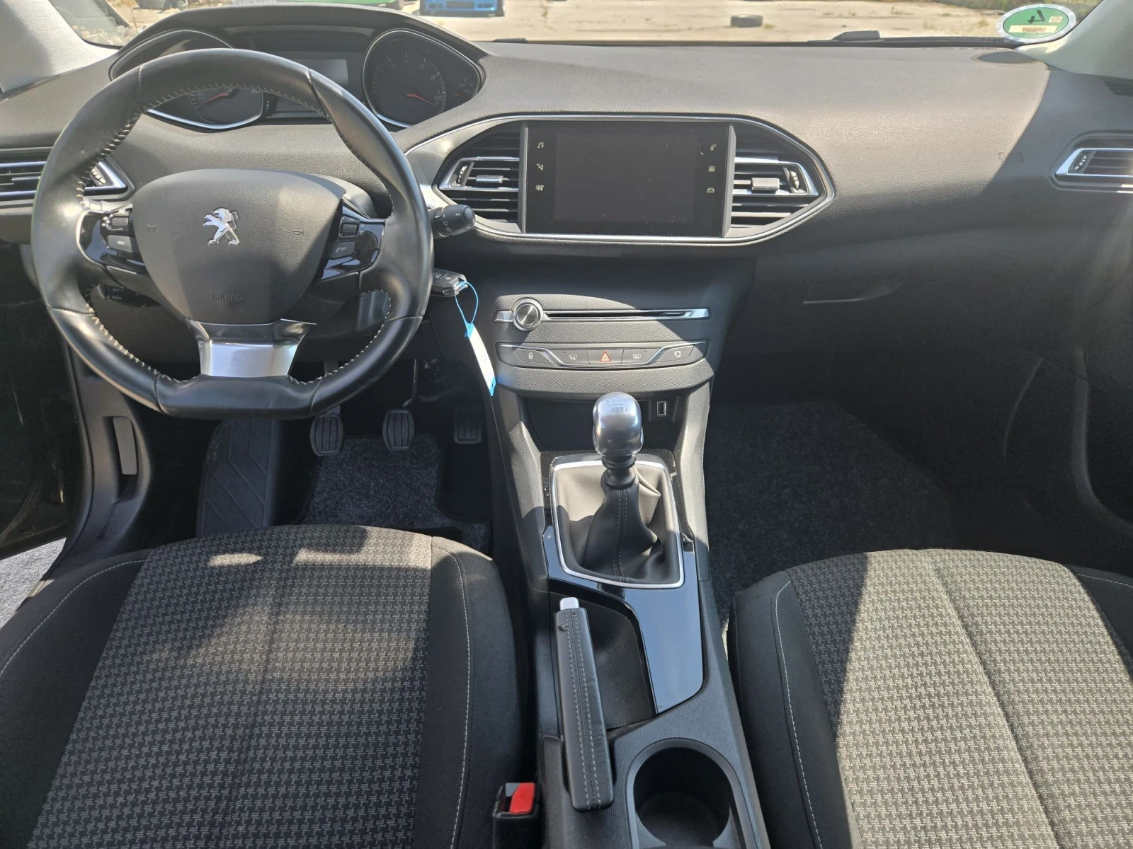 Peugeot 308 SW, снимка 11 - Автомобили и джипове - 56440048