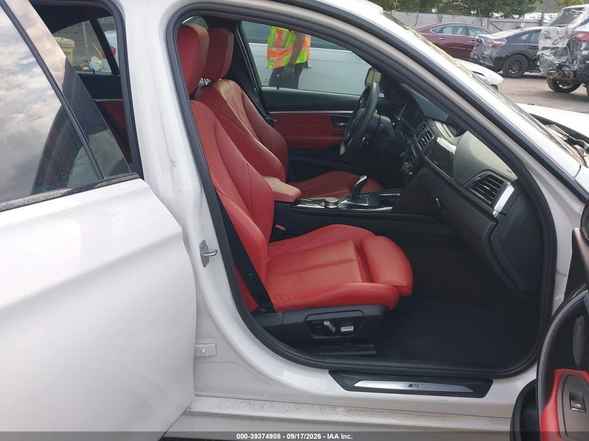 BMW 330 xDrive* M SPORT* ����* �������� | Mobile.bg � ����������� 6
