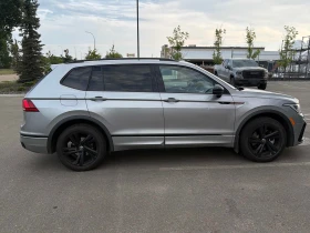 VW Tiguan * Comfortline R Line Black Edition * CARFAX * БЕЗ , снимка 3