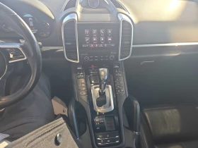 Porsche Cayenne 2018 AWD * ГЛАВНО ПРЕДСТАВИТЕЛСТВО * , снимка 9