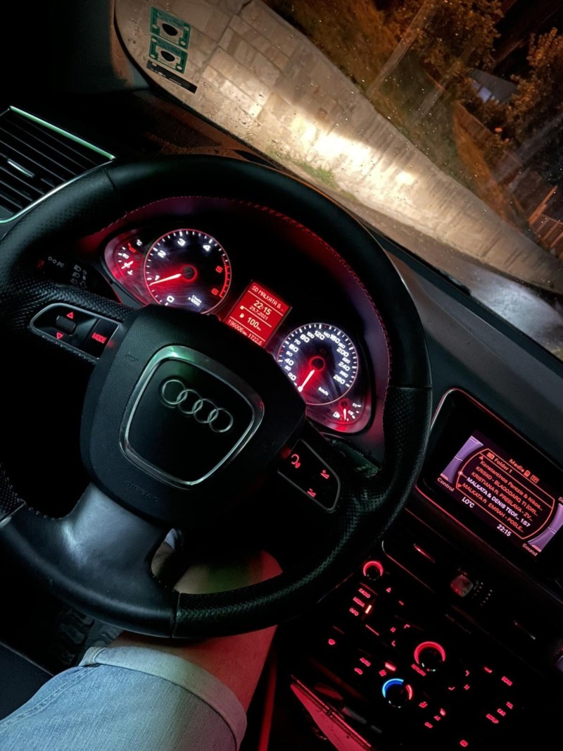 Audi Q5, снимка 9 - Автомобили и джипове - 46352592
