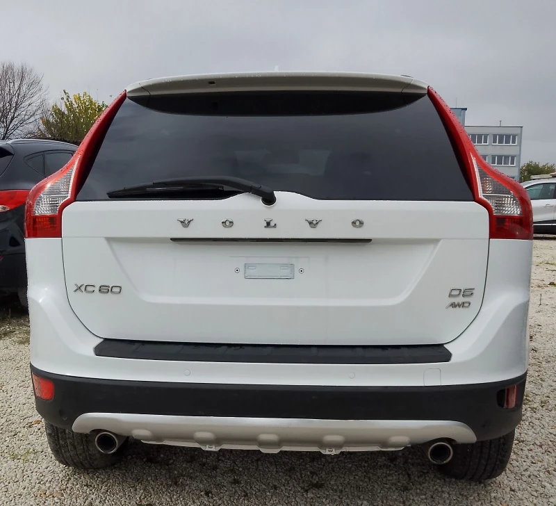 Volvo XC60 2.4d/214к.с.4х4, снимка 6 - Автомобили и джипове - 52364881