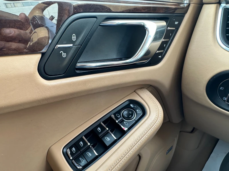Porsche Macan Turbo 3.6i 400 к.с., снимка 15 - Автомобили и джипове - 52390478