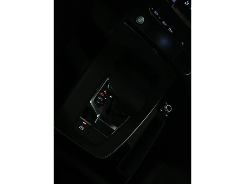 Audi Q5 * KOMFORT QUATTRO VORSPRUNG| ENSEMBLE COMMODIT?S *, снимка 16 - Автомобили и джипове - 52842843