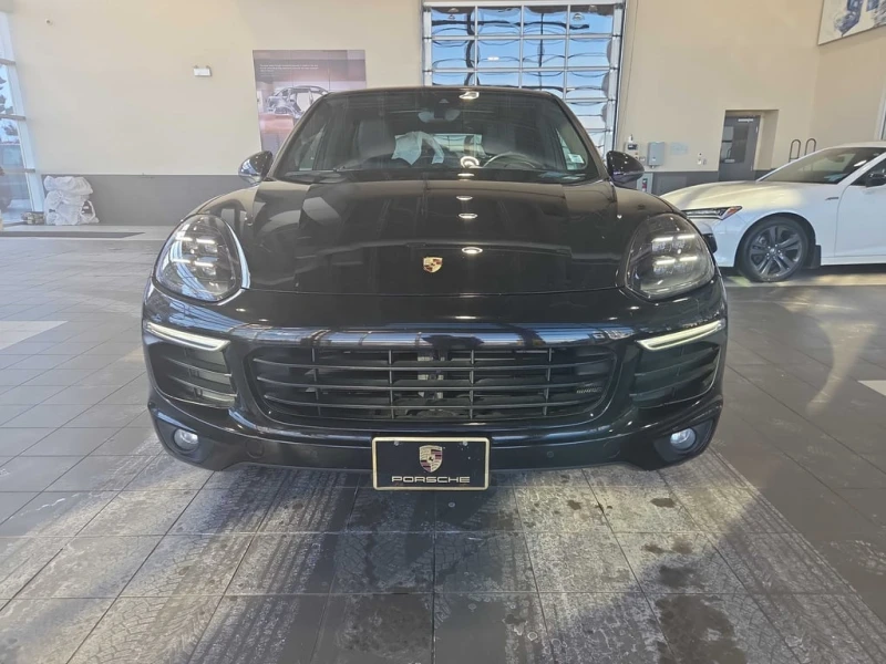 Porsche Cayenne 2018 AWD * ГЛАВНО ПРЕДСТАВИТЕЛСТВО * , снимка 2 - Автомобили и джипове - 53292852