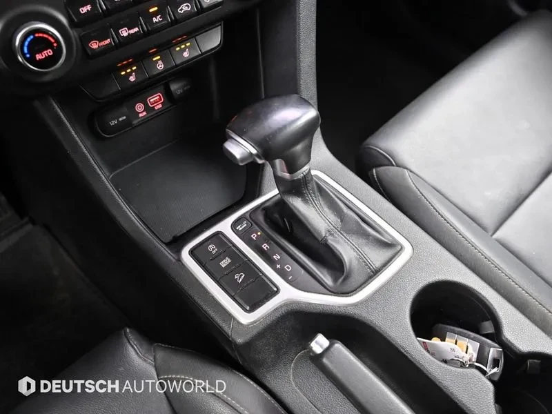 Kia Sportage 4Th Generation Diesel 1.7 2Wd Noblesse, снимка 9 - Автомобили и джипове - 54967804