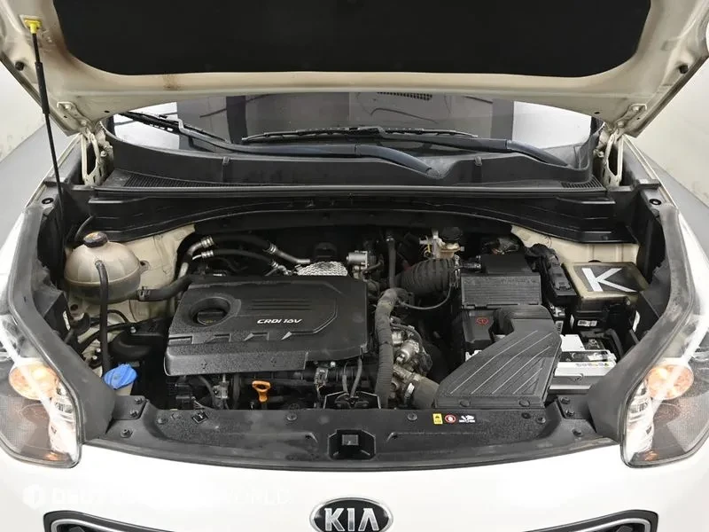 Kia Sportage 4Th Generation Diesel 1.7 2Wd Noblesse, снимка 6 - Автомобили и джипове - 54967804