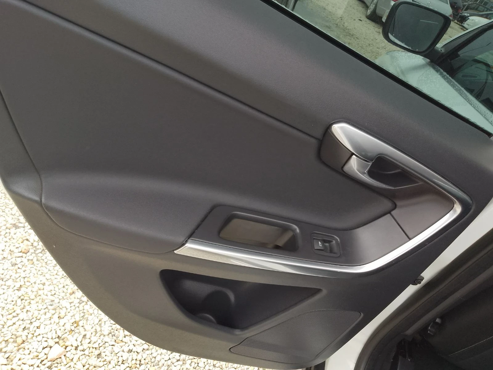 Volvo XC60 2.4d/214..44 | Mobile.bg   16