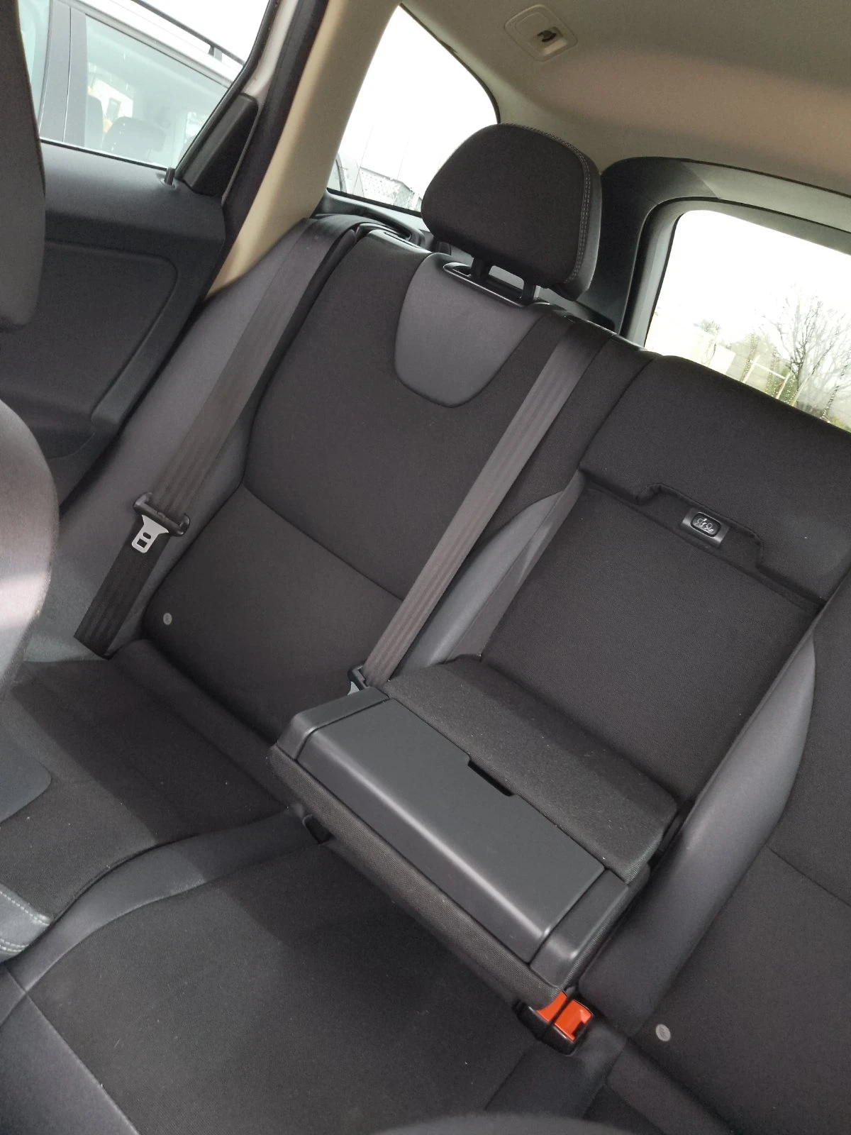 Volvo XC60 2.4d/214..44 | Mobile.bg   10