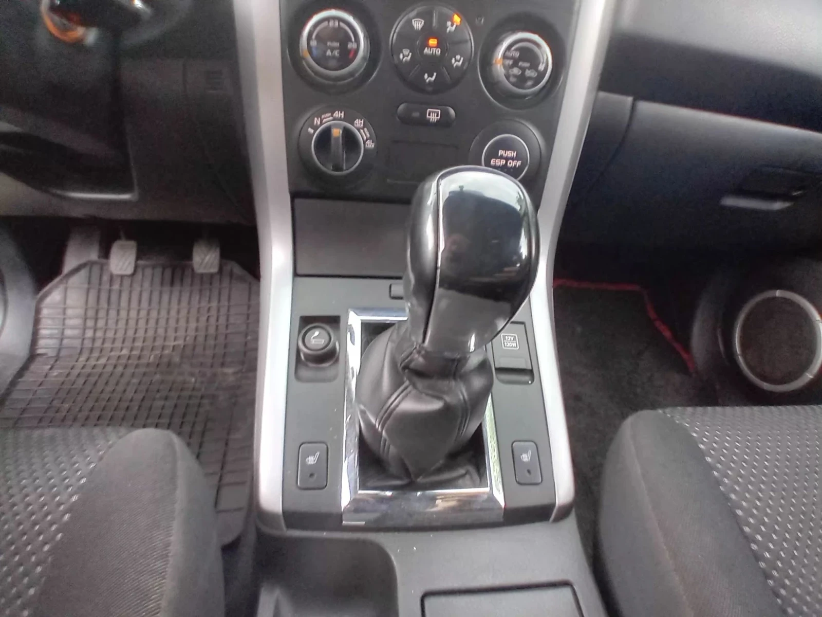 Suzuki Grand vitara, снимка 14 - Автомобили и джипове - 55253880