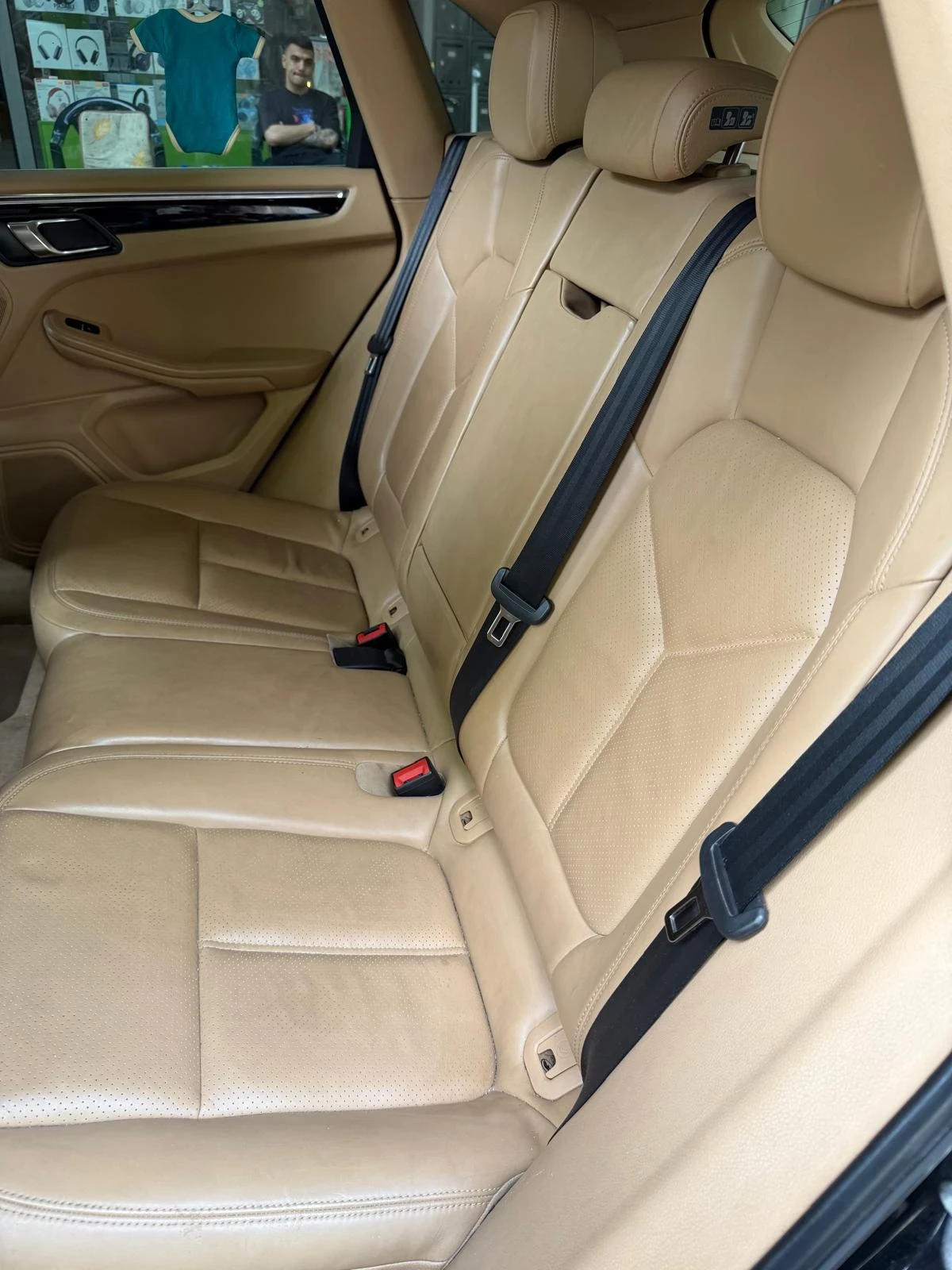 Porsche Macan, снимка 12 - Автомобили и джипове - 54523727