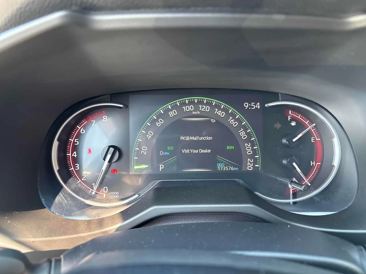 Toyota Rav4 Limited/ЛЕНТИ/360/ПАНО/ПОДГРЕВ/CARFAX/ФИНАНСИРАНЕ, снимка 7 - Автомобили и джипове - 54712423