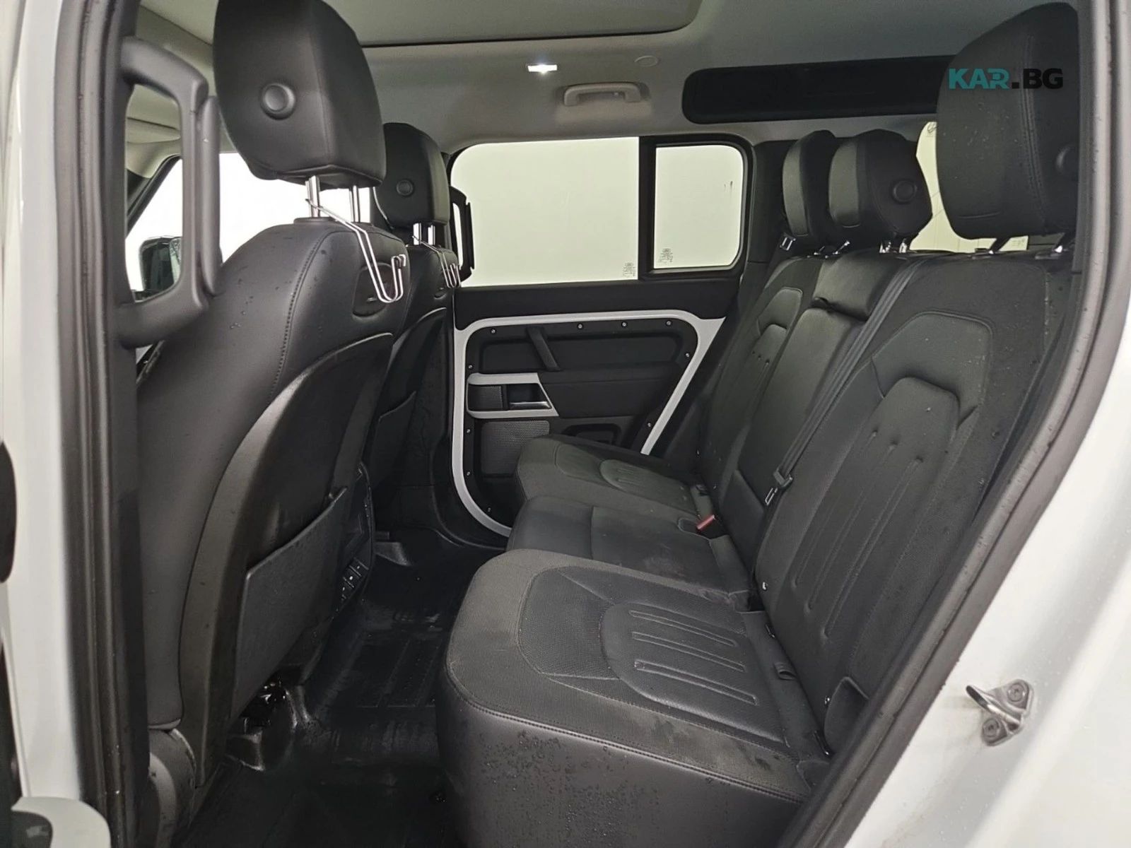 Land Rover Defender SE * AвтоКредит * (ЦЕНА ДО БГ), снимка 15 - Автомобили и джипове - 55105067