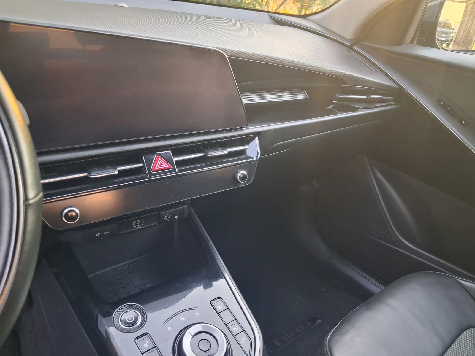 Kia Niro, снимка 13 - Автомобили и джипове - 56162200