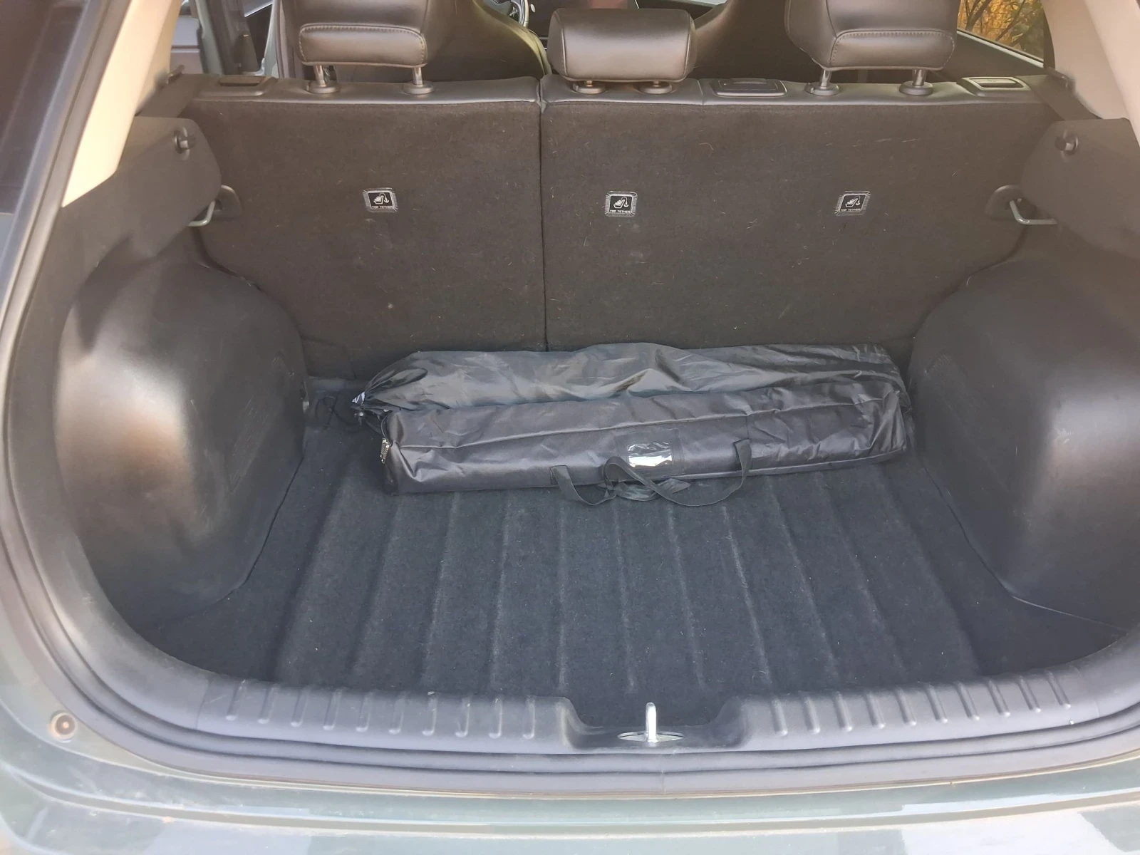 Kia Niro, снимка 10 - Автомобили и джипове - 56162200