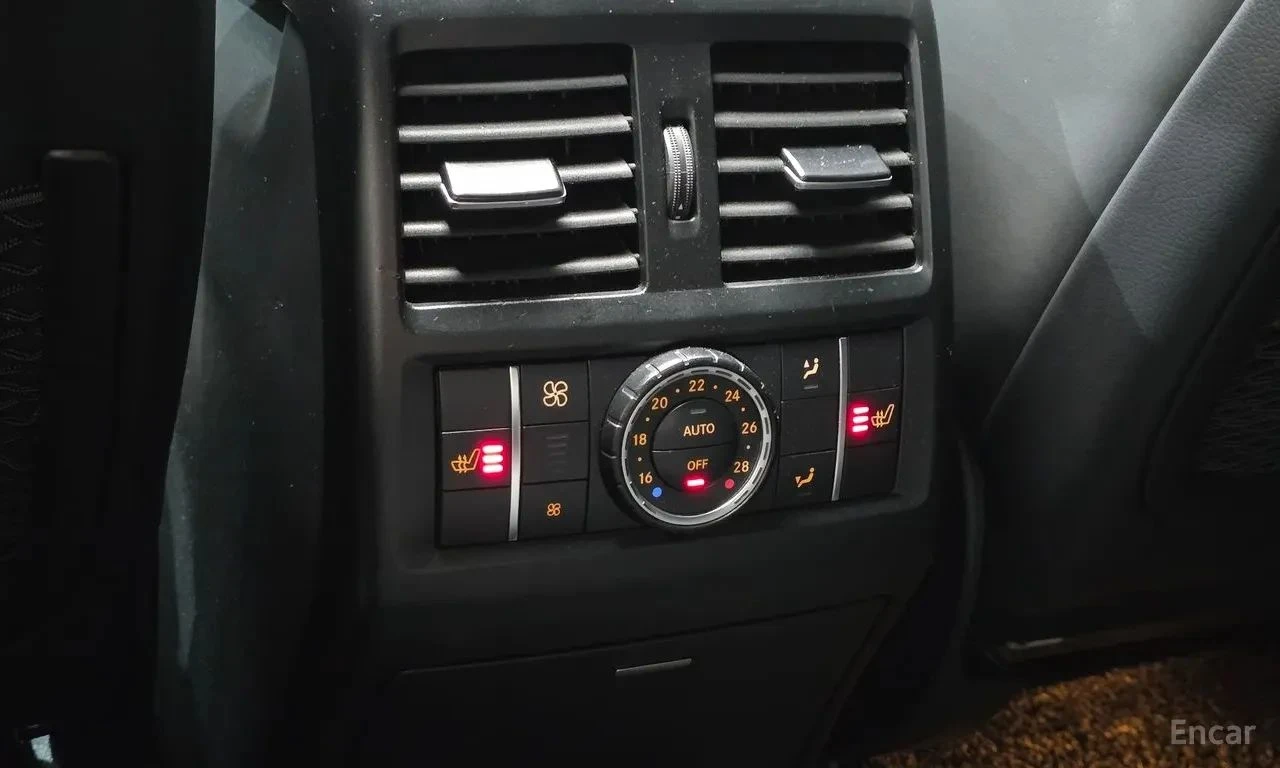 Mercedes-Benz GLE 63 AMG, снимка 16 - Автомобили и джипове - 56689808