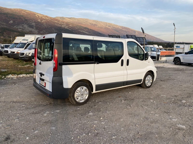 Renault Trafic -2.0DCI/ПЪТНИЧЕСКИ-9места/КЛИМАТИК, снимка 6 - Бусове и автобуси - 48427443