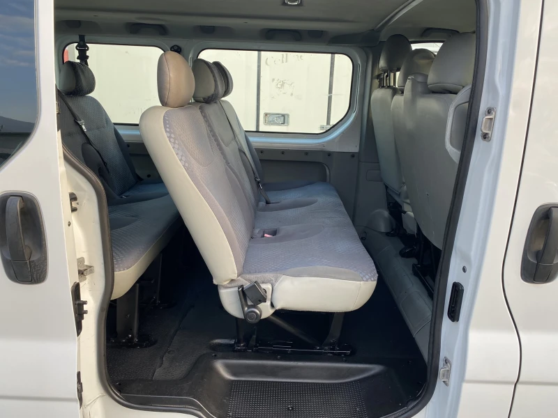 Renault Trafic -2.0DCI/ПЪТНИЧЕСКИ-9места/КЛИМАТИК, снимка 14 - Бусове и автобуси - 48427443