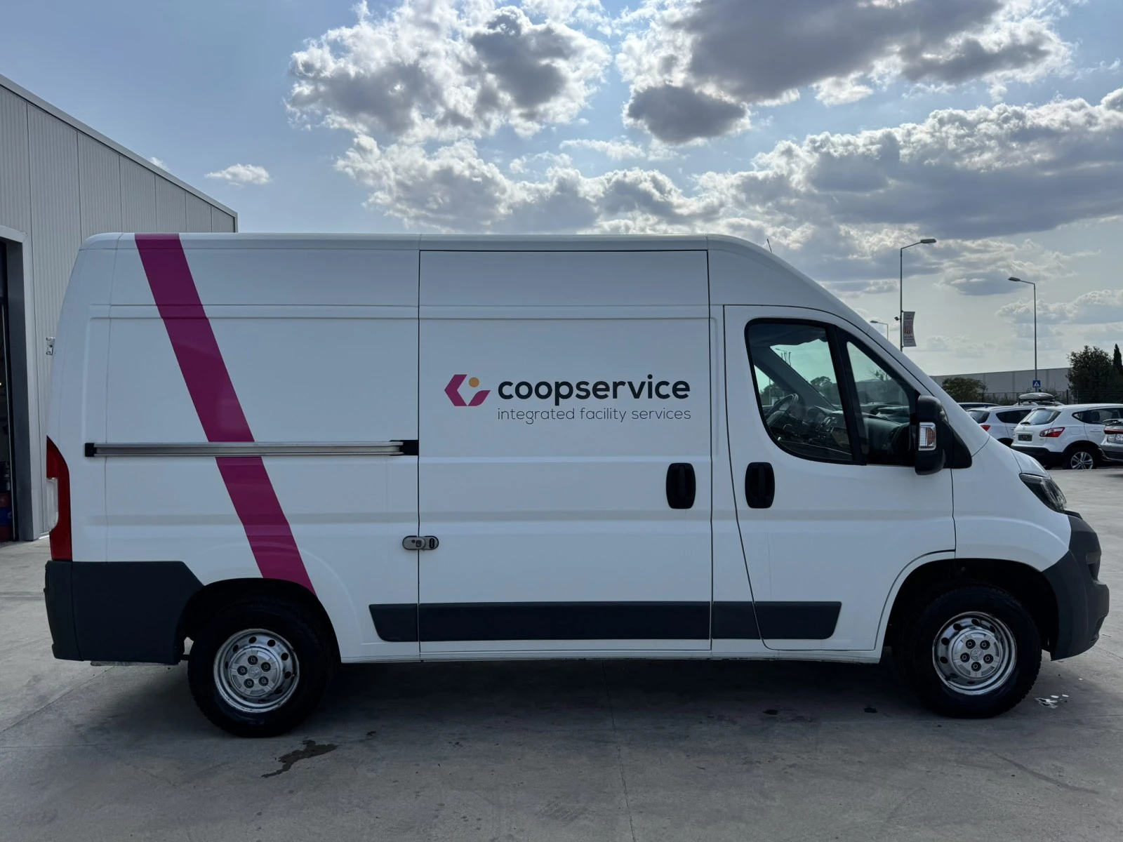 Peugeot Boxer 2.0* 110ps* КЛИМАТИК* ПАРКТРОНИК - изображение 6