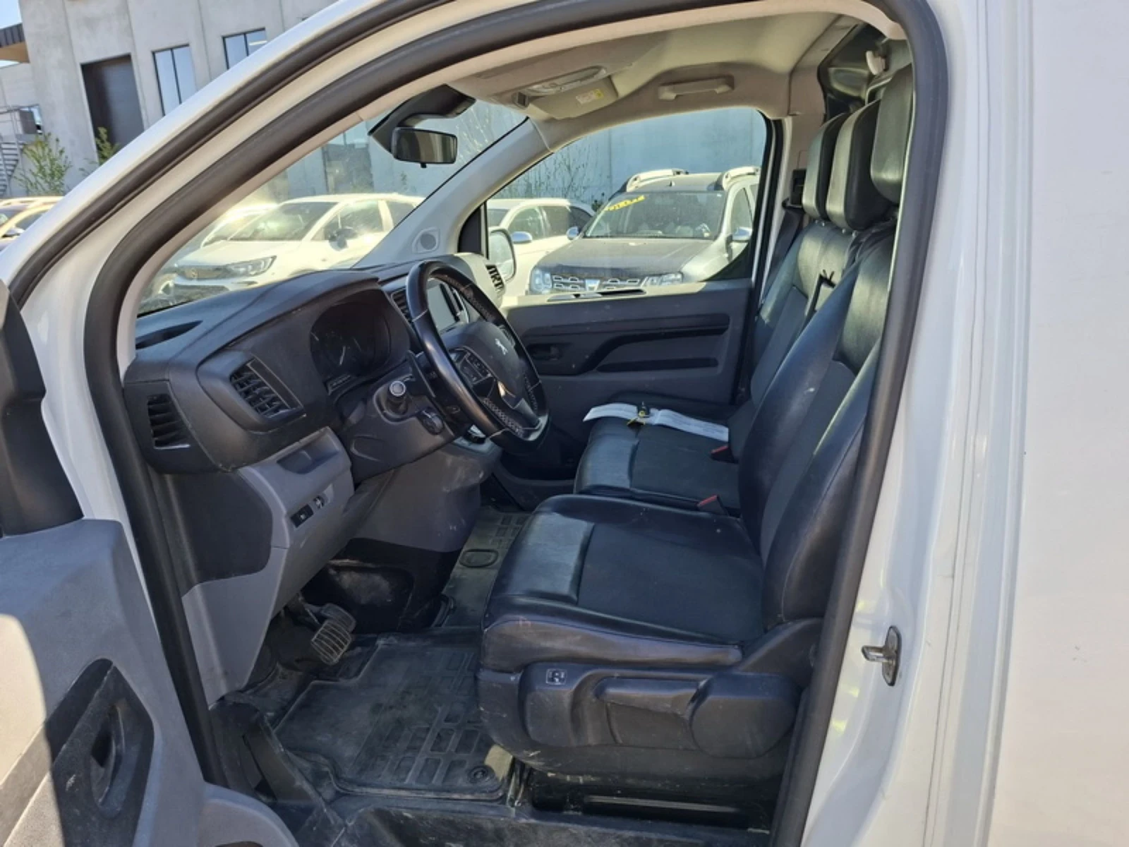 Peugeot Expert L2 180 Premium | 2.0 BlueHDi | AUT | 143, снимка 10 - Бусове и автобуси - 54745383