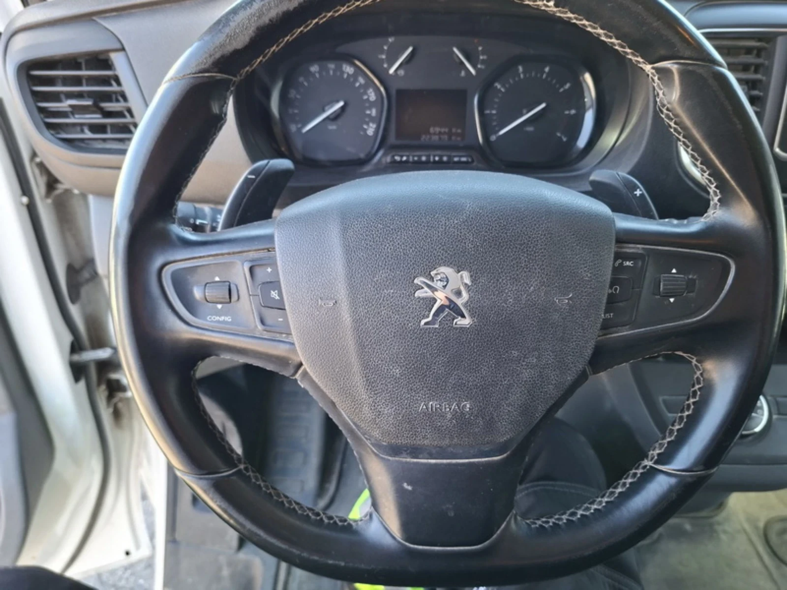 Peugeot Expert L2 180 Premium | 2.0 BlueHDi | AUT | 143, снимка 5 - Бусове и автобуси - 54745383