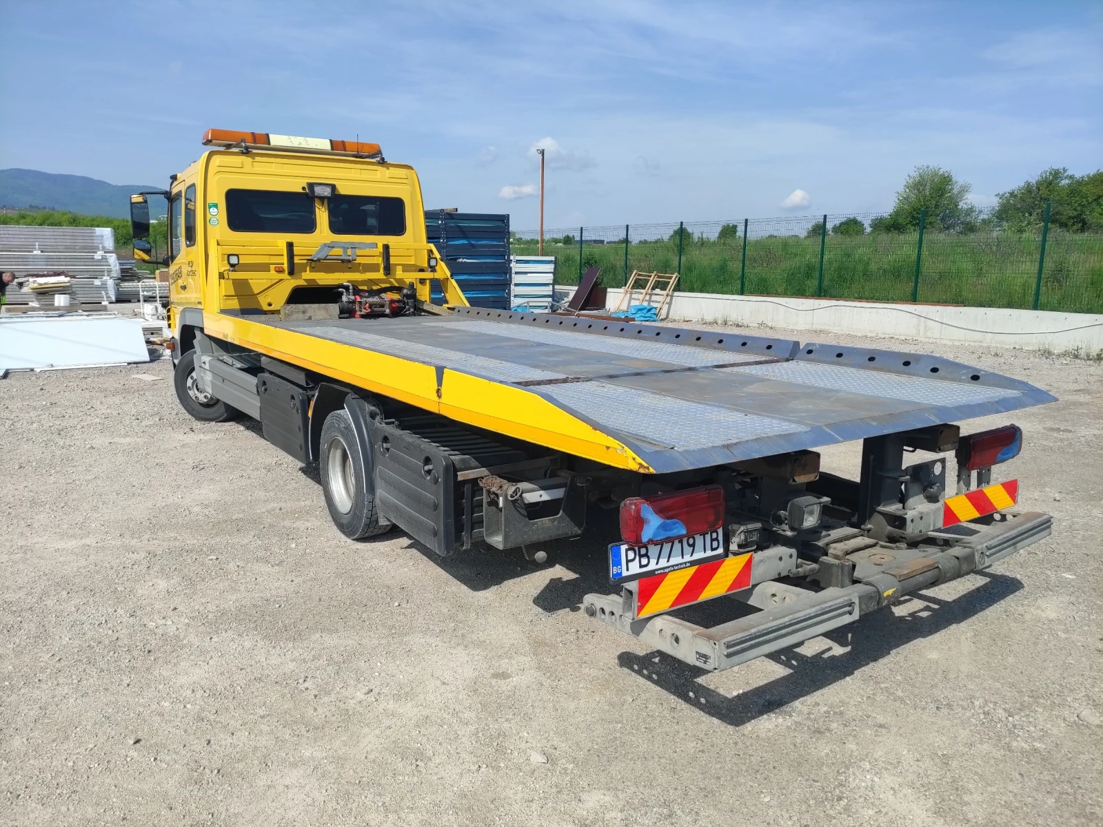 Mercedes-Benz Atego 1224 euro5 Klima, снимка 4 - Камиони - 54510645
