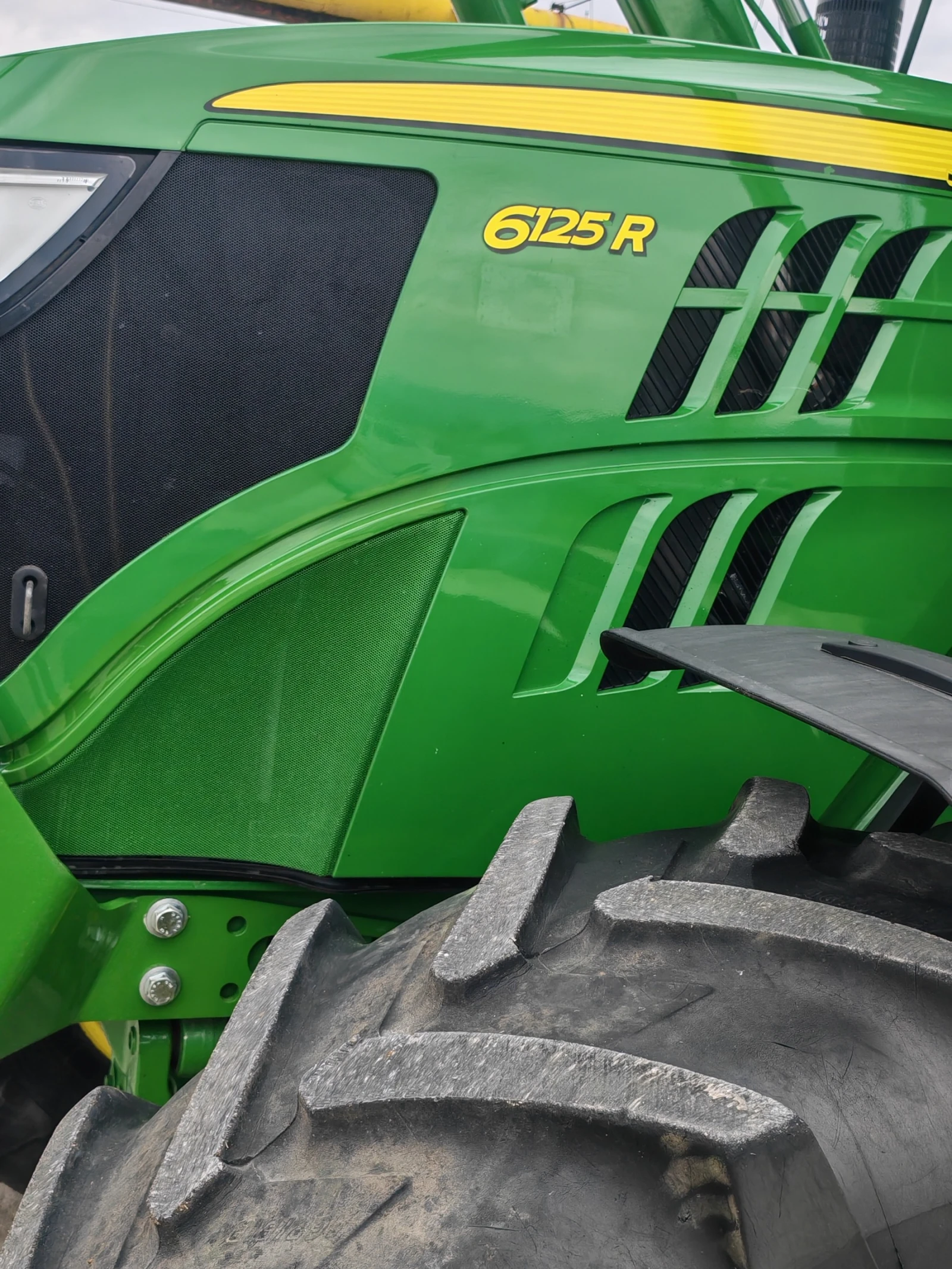 ������� John Deere 6125R ������ � ������������ ������ 20 % | Mobile.bg � ����������� 6