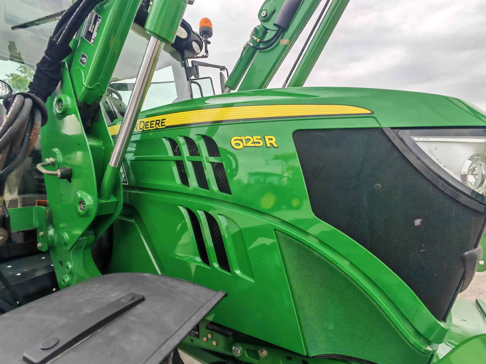 ������� John Deere 6125R ������ � ������������ ������ 20 % | Mobile.bg � ����������� 4
