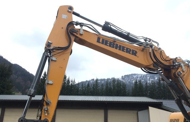 Багер Liebherr R926 Compact - изображение 5