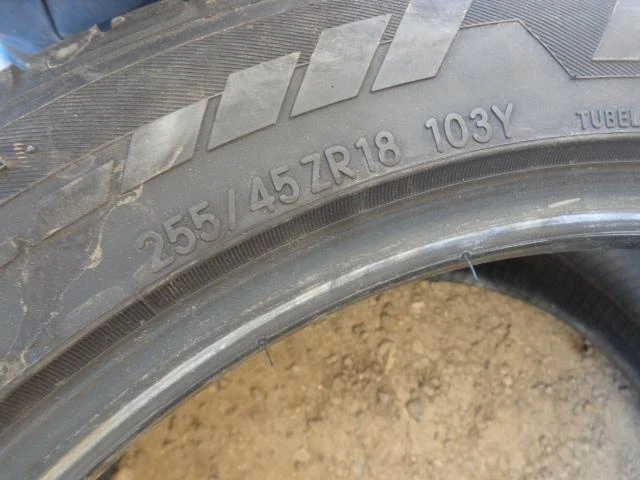 Гуми Летни 255/45R18, снимка 5 - Гуми и джанти - 21431905