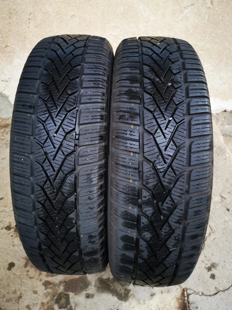 Гуми Зимни 175/65R15, снимка 1 - Гуми и джанти - 27446491