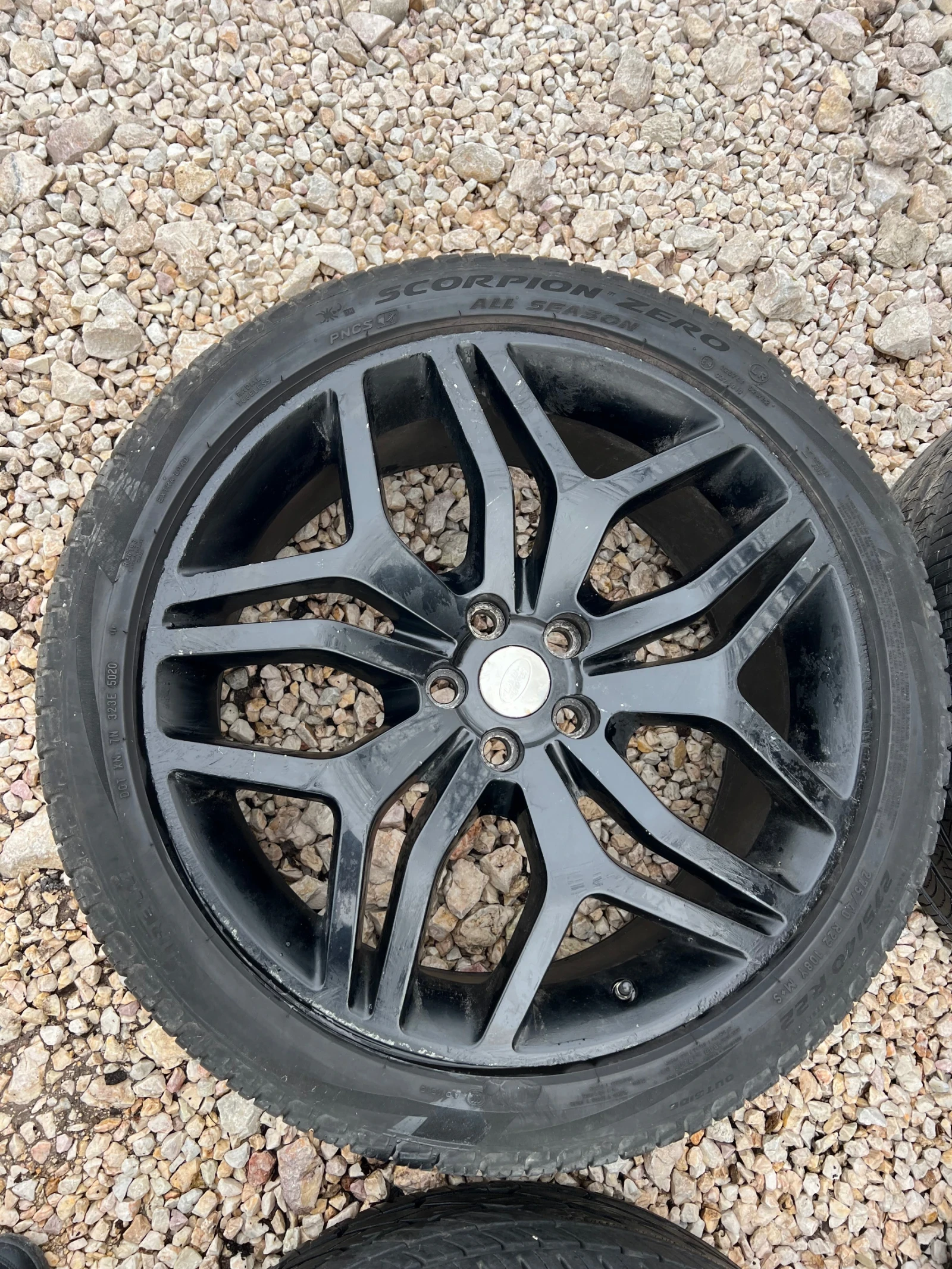 ���� � ������ 275/40R22 �� Land Rover Range Rover Sport | Mobile.bg � ����������� 4