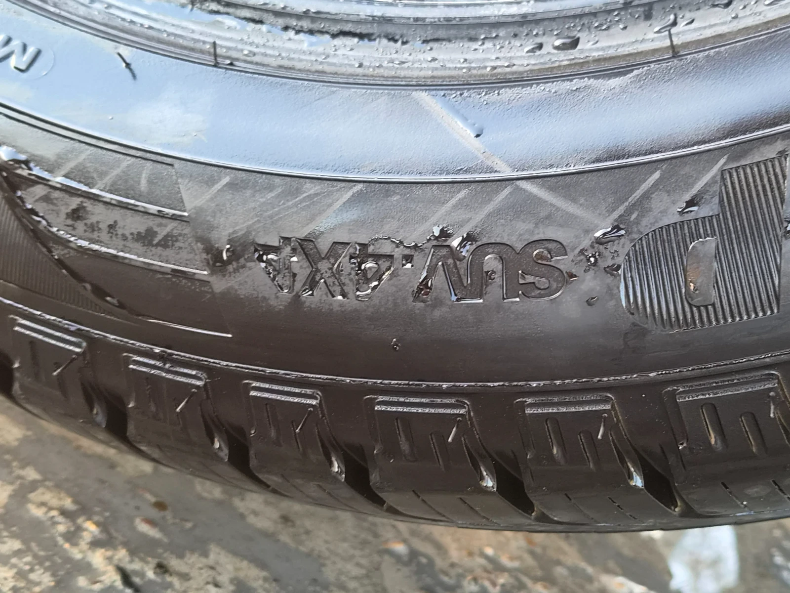 Гуми Летни 235/55R19, снимка 6 - Гуми и джанти - 54702237