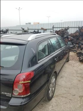 Toyota Avensis 2.2 D4D, снимка 3