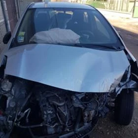 Toyota Yaris 1.0VVTI, снимка 4