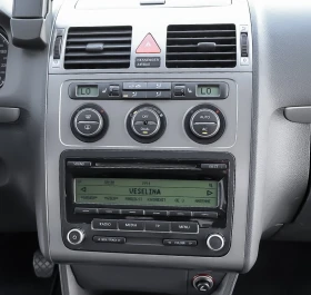 VW Touran 1.9 TDI Highline, снимка 13