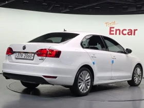 VW Jetta 1.6 Tdi Bluemotion, снимка 2