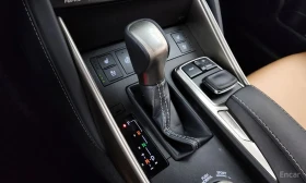 Lexus IS 300 Supreme/ОБДУХ/ПОДГРЕВ/ШИБЕДАХ/ПАМЕТ, снимка 9