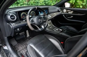 Mercedes-Benz E 63 AMG, снимка 4