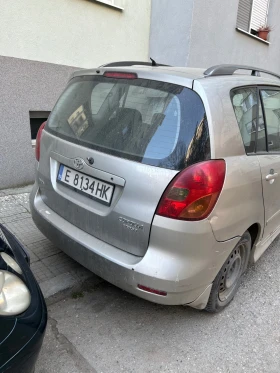 Toyota Corolla verso, снимка 3