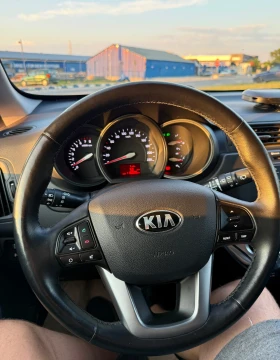 Обява за продажба на Kia Rio 1.4 109 hp 116 хил км 6 скорости ~13 200 лв. - изображение 11