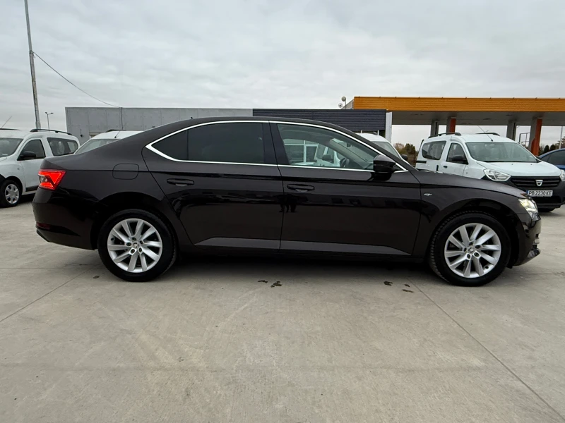 Skoda Superb STYLE 2.0 TDI А/Т 190кс, снимка 6 - Автомобили и джипове - 47839411